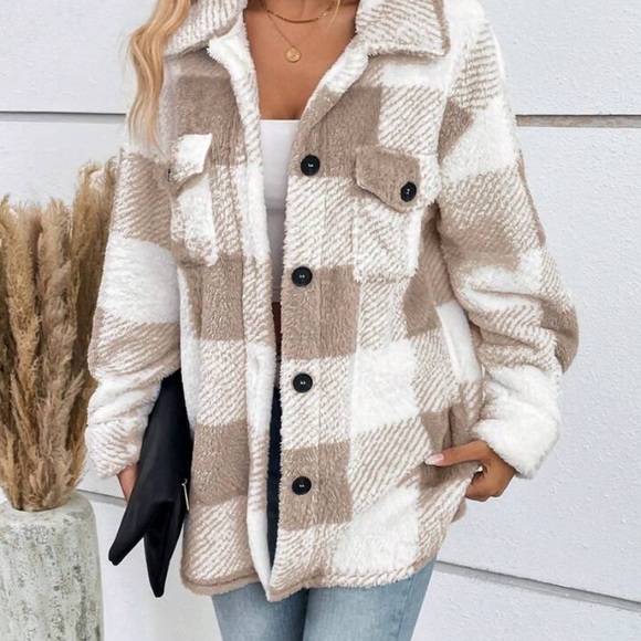 Cozy Buffalo Plaid Pattern Pocket Flannel Teddy Jacket Coat - Picture 4 of 5